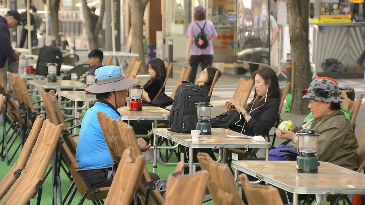[날씨] 주말 '초여름 낮 더위'...건조특보 또 확대, 산불 위험 / YTN