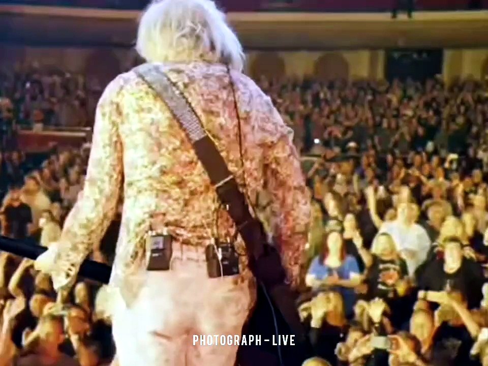 Def Leppard - Photograph | Live Sydney 2026