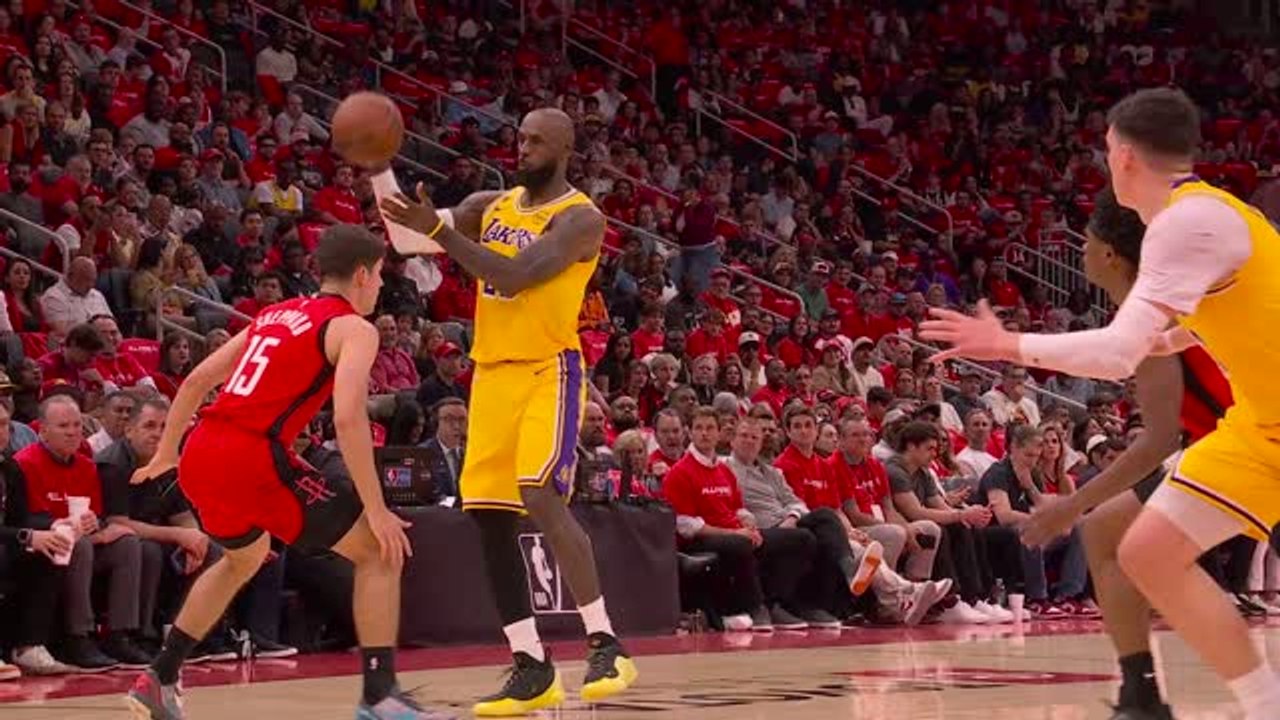 LeBron leads Lakers to dramatic OT win over Rockets