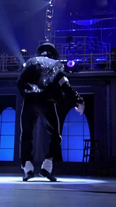 Michael Jackson - Billie Jean on stage