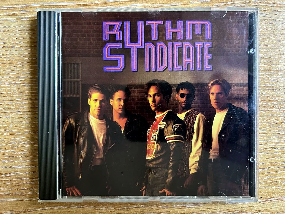 Rhythm Syndicate - A Shoulder To Cry On