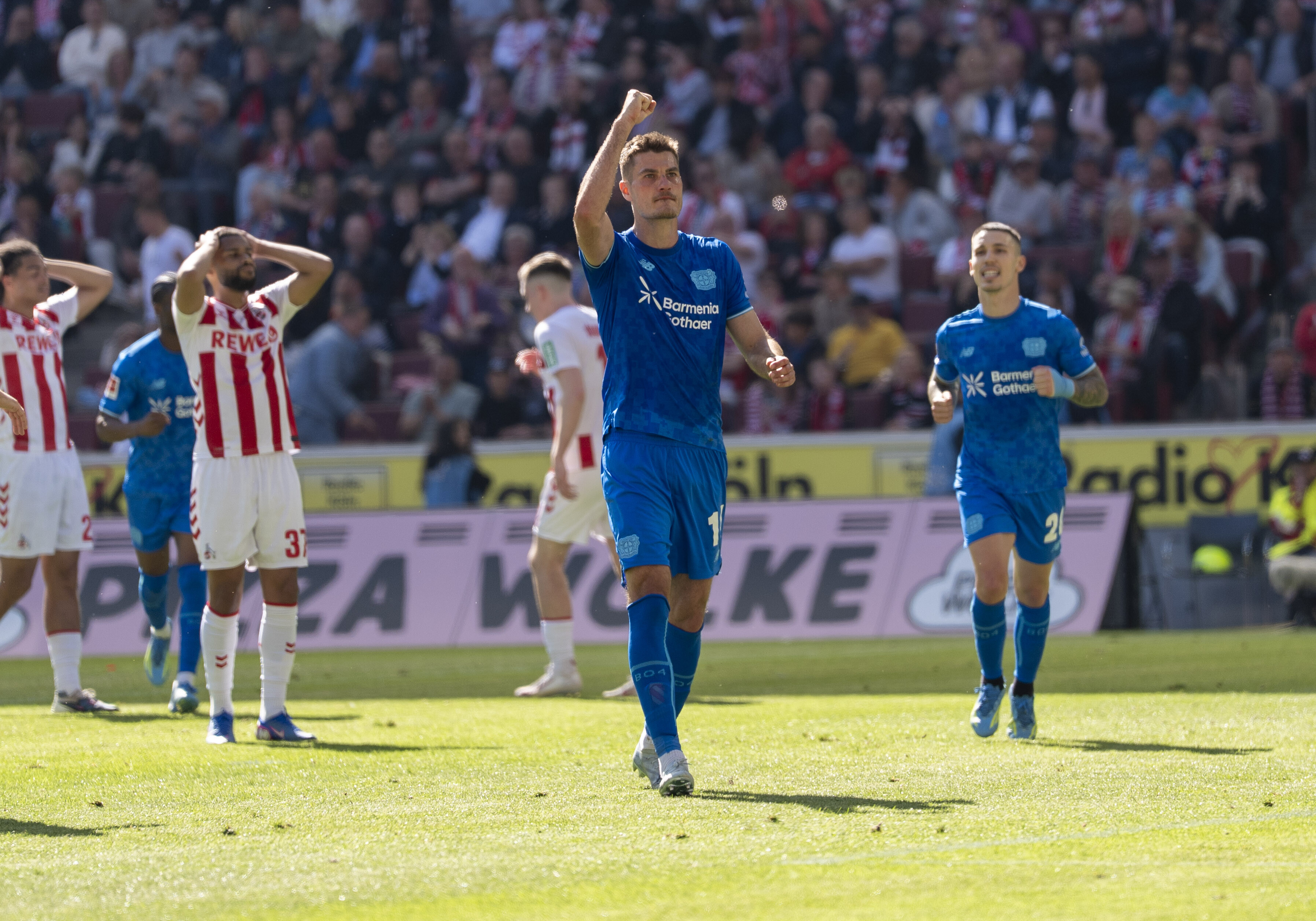 Bundesliga : Grâce à un doublé de Patrik Schick, Leverkusen gagne à Cologne et passe 5ème