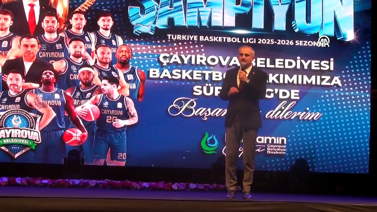 Çayırova Belediyespor basketbolda Süper Lig'e yükselişini kutladı | Ajansspor | AA