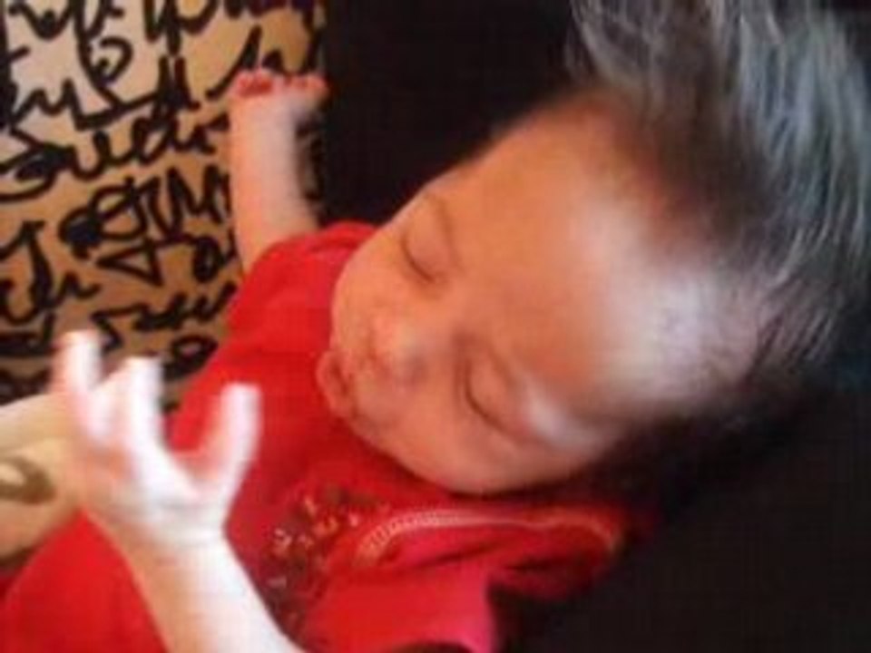 1. Je suce mon pouce.