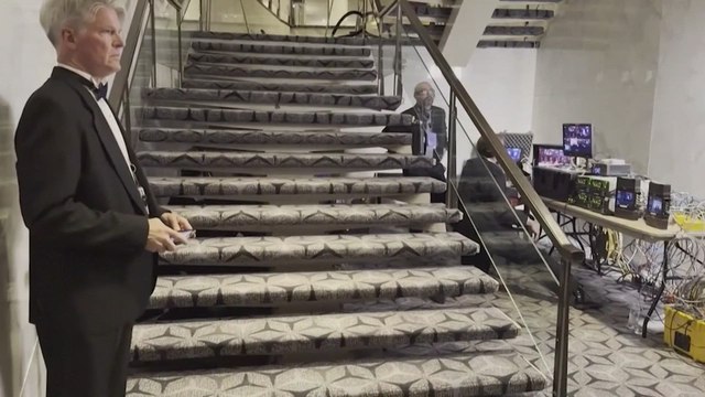 Momento de la detención al autor de los disparos en el hotel en el que estaba Trump