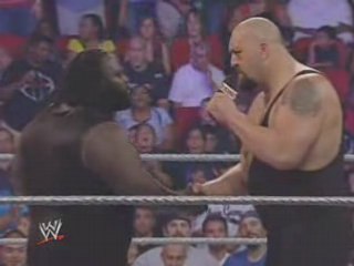 Mark Henry confronts Big Show