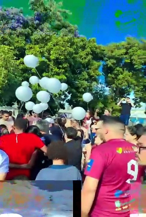 Comoção e homenagens marcam enterro de Adrielle, jovem morta a tiros em Umuarama