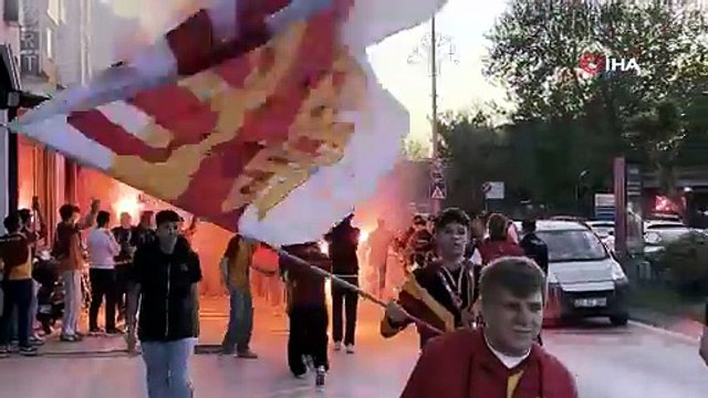 Edirne’de Galatasaray’ın galibiyeti coşkuyla kutlandı