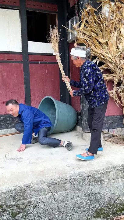 Old women Francis boy