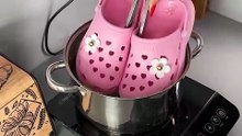 Crocs in a pot to turn them in a smaller size