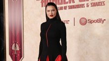 Adriana Lima diz apoiar sonhos das filhas após primeira campanha juntas
