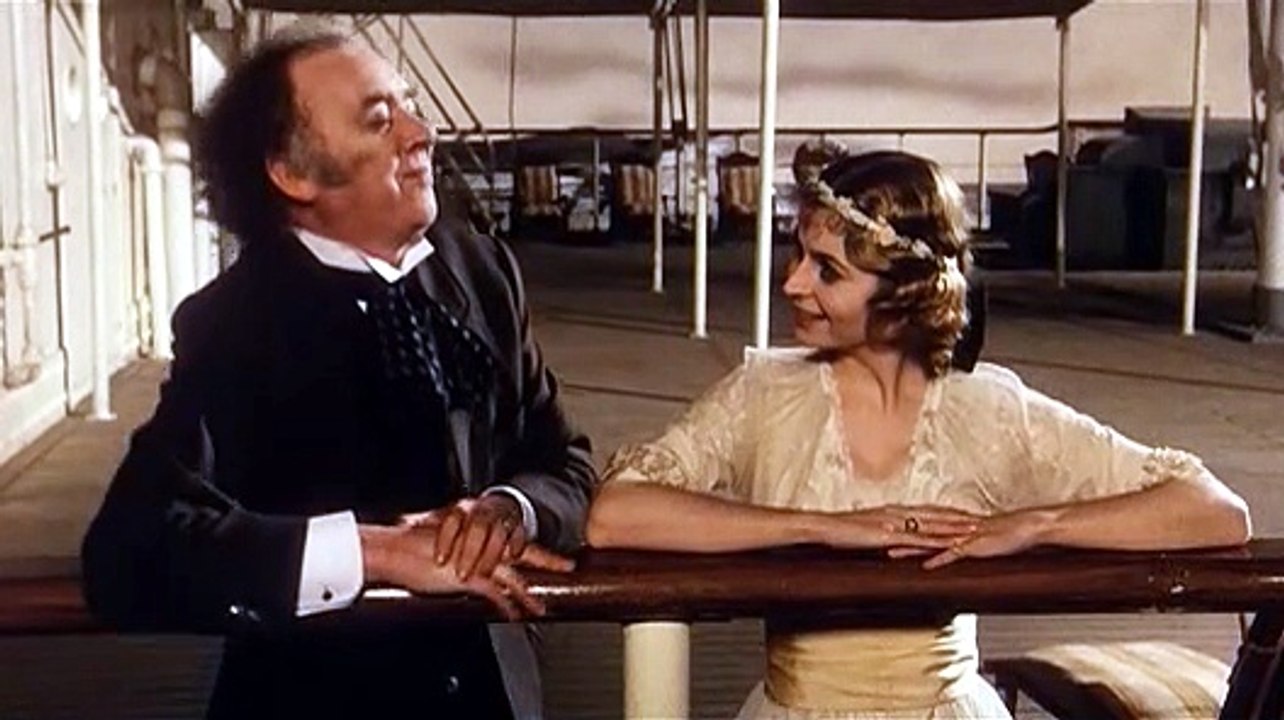 Fellini - 1983 - E La Nave Va -2.tempo