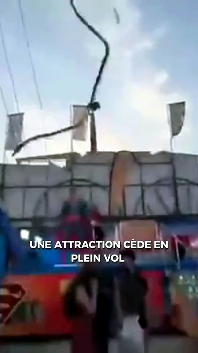 Une attraction cède en plein vol à la Feria de...
