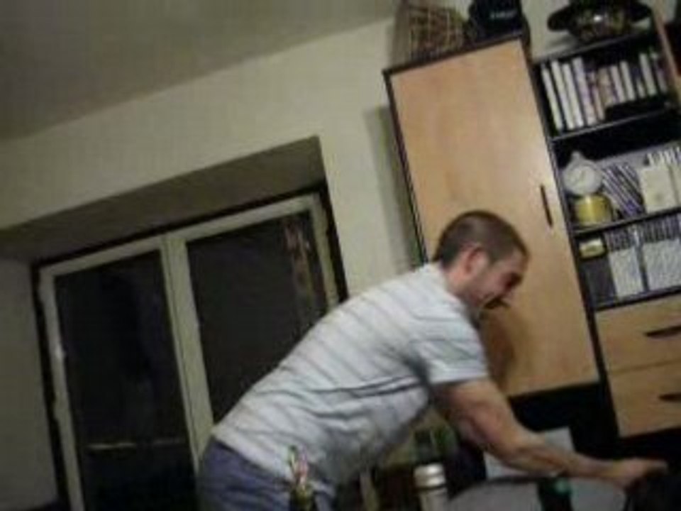 -- -- le pénible cedric en action ! !