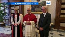 Papa Leão XIV reza com arcebispa de Cantuária em encontro histórico no Vaticano