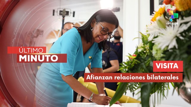 Pdta. (E) Delcy Rodríguez visita residencia de primera ministra de Barbados