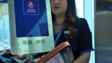 Testing United's Game-Changing Starlink Wi-Fi In-Flight