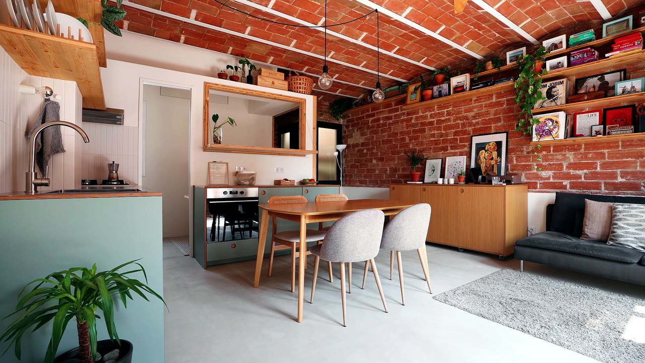 Architects Turn Small Barcelona Apartment into...