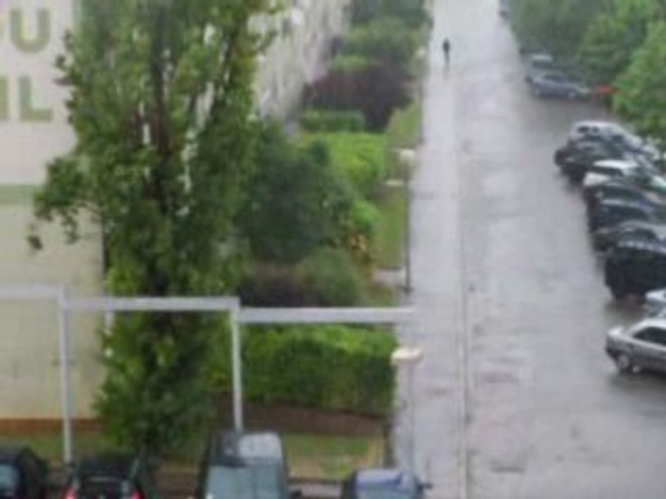 gros orage de grele chenove
