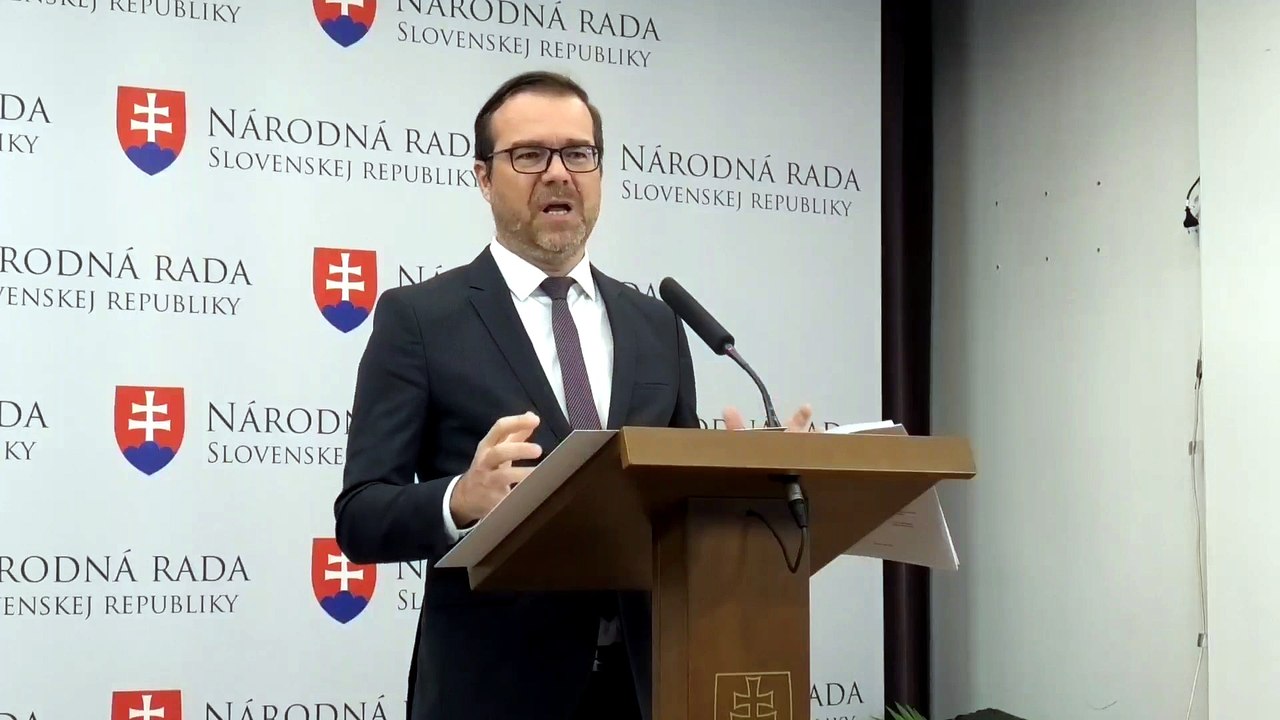 ZÁZNAM: TK hnutia Slovensko- poplatková bariéra bráni dostať sa na vyšetrenie včas