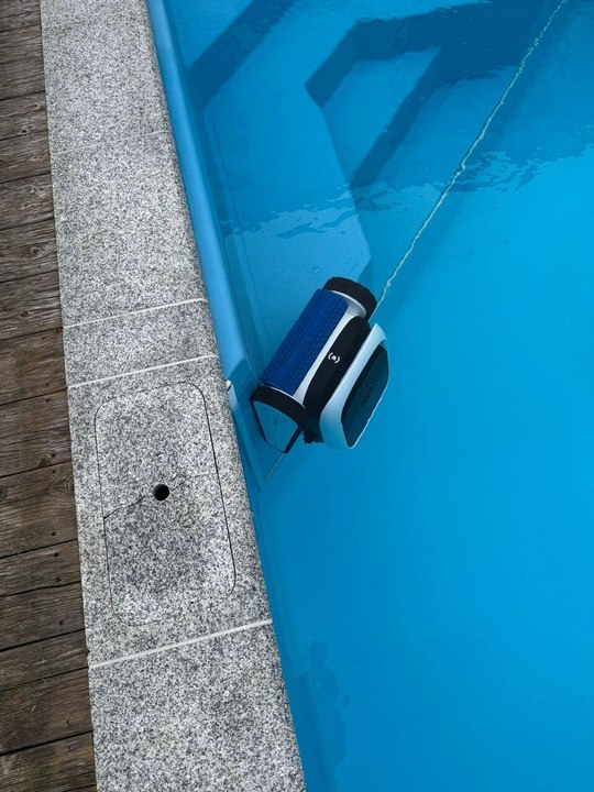 Ecovacs Ultramarine Wasserlinie