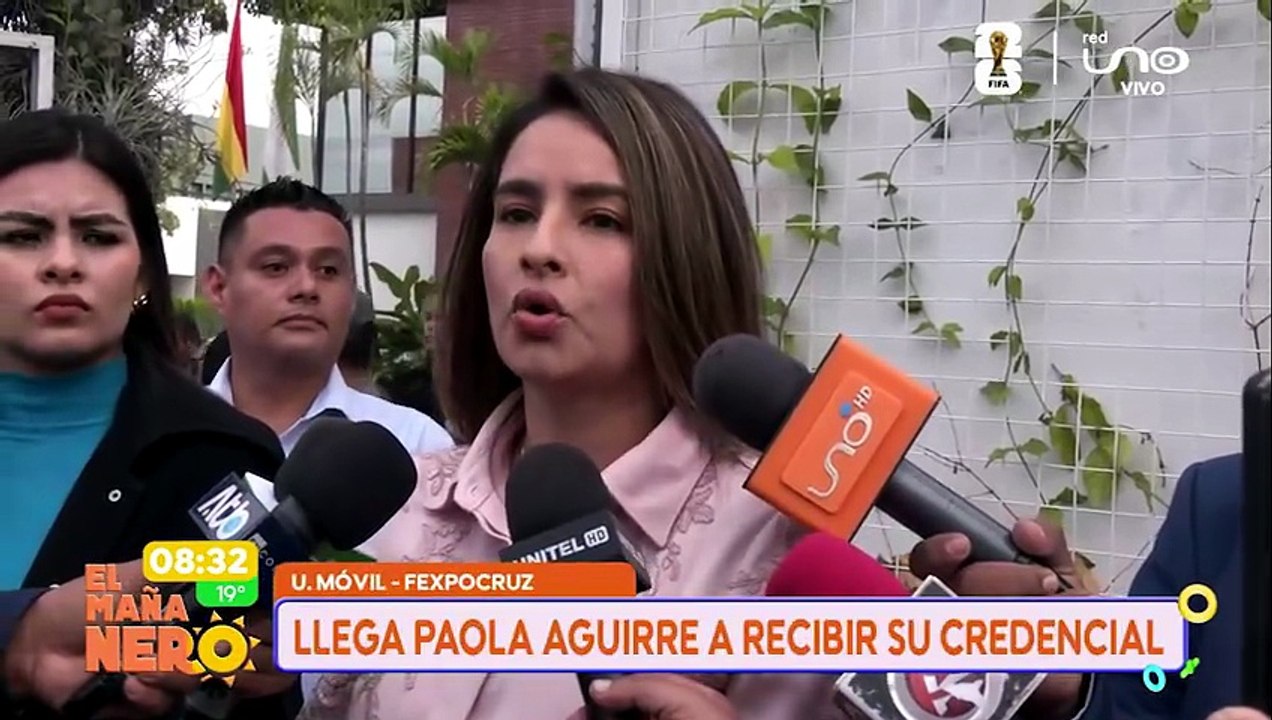 La Vicegobernadora electa de Santa Cruz llega a la entrega de credenciales.