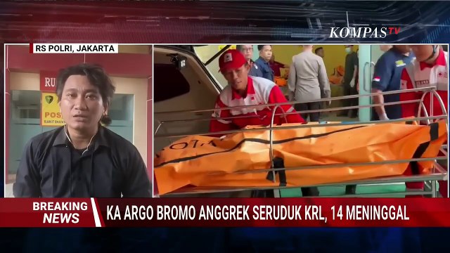10 Kantong Jenazah Korban Kecelakaan Kereta Dibawa ke RS Polri untuk Identifikasi