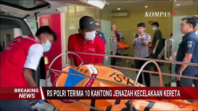 RS Polri Terima 10 Kantong Jenazah Korban Kecelakaan KRL di Bekasi Timur