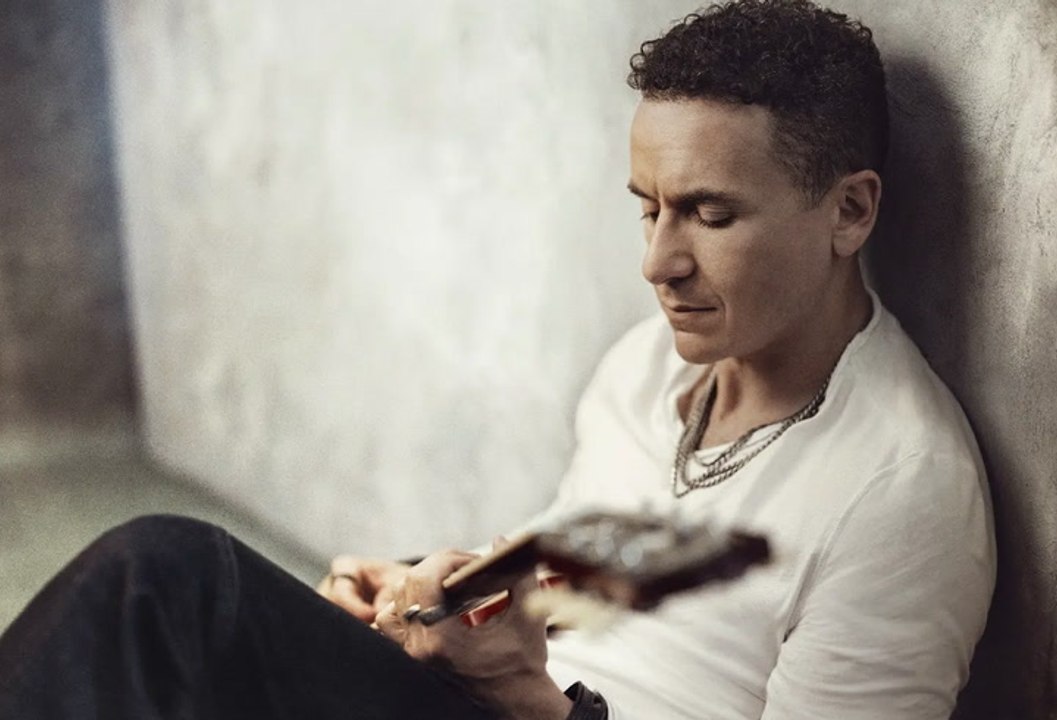 Fonseca presenta su nuevo disco: "Antes que el tiempo se vaya"