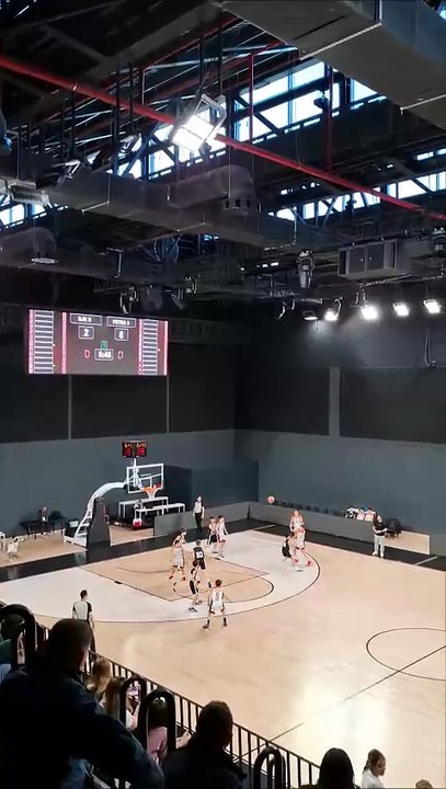 İlk Yarı Sonucu - Beşiktaş 28-30 Petna - U14 Erkekler Play-Off 3. Tur
