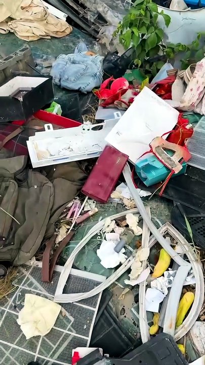 i Found 600 000 Dong & $10 in Old Red Bag For Women !!!#foundmoney #restoration #iphones #viral