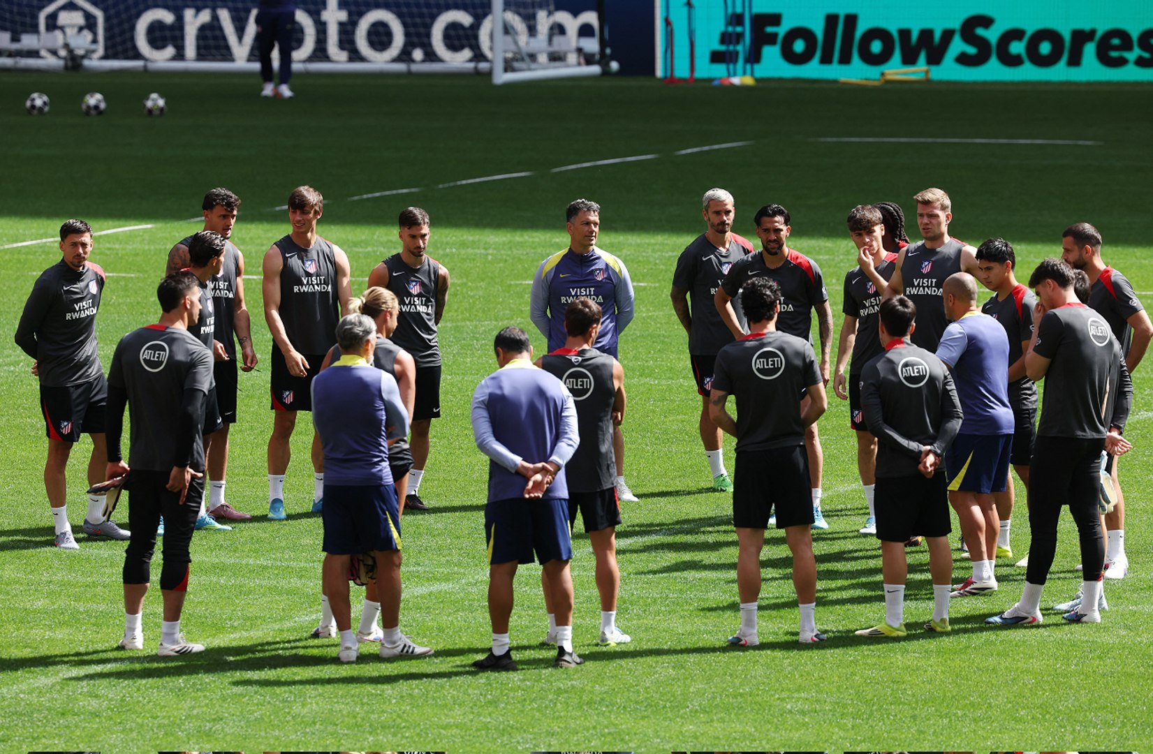 أتليتيكو مدريد يضع اللمسات الأخيرة لمواجهة آرسنال