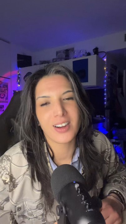 Story Time : entre félicitations et critiques… parlons du fait que j’ai signé chez Plon. 🙃✨