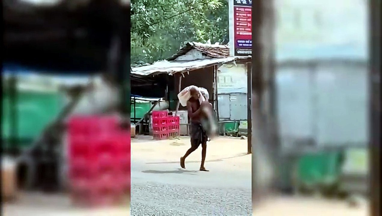 Homem desenterra esqueleto da própria irmã para provar morte e sacar dinheiro em banco na Índia