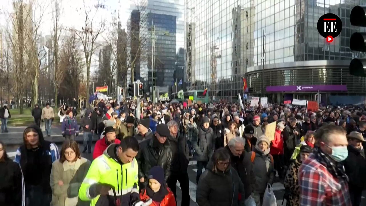 Protestas por restricciones y aumento de casos de covid-19 en el mundo