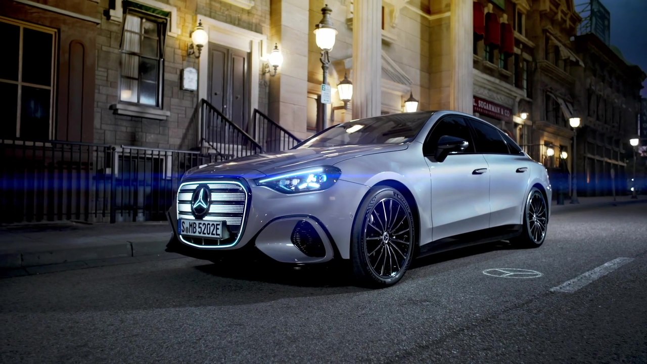Die neue elektrische Mercedes-Benz C-Klasse - Sportliche Eleganz mit beeindruckender Strahlkraft