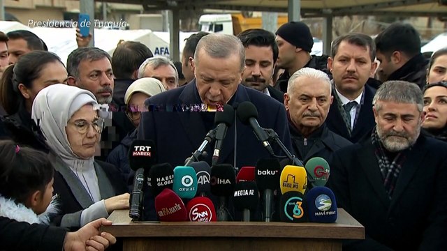 Terremoto en Siria y en Turquía: más de 25.000 muertos y algunas investigaciones