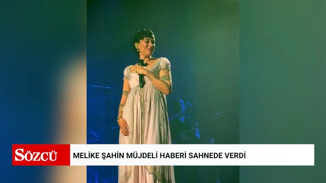Melike Şahin müjdeli haberi sahnede verdi