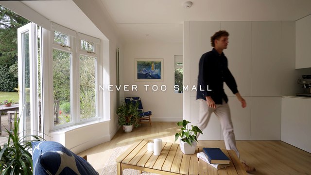 NEVER TOO SMALL: Large Living Room To Tiny Apartment, UK 34sqm/365sqft
