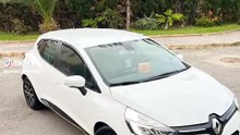 Renault Clio en parfait état ! Style, confort et économie réunis dans une seule voiture 🔥 Faible consommation ⛽ _ Très propre 🧼 _ Prête à rouler ✅ Ne rate pas cette occasion, envoie un message maintenant 📩 #Rena