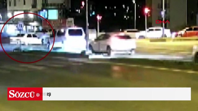 Işık ihlali nedeniyle 2 otomobilin çarpıştığı kaza kamerada