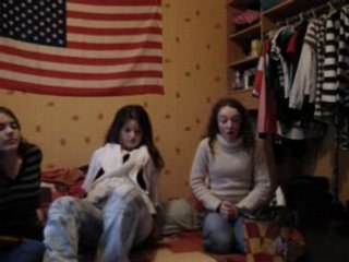 Une Pour Toutes & Toutes Pour Une