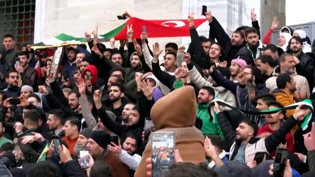 La rebelión siria derroca al presidente Bashar Al Asad