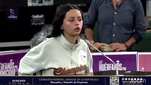 Jennifer Ramirez, hija de Leidy Carolina Navarrete Plata durante el tercer debate por el proyecto de ley Huérfanos por feminicidio .