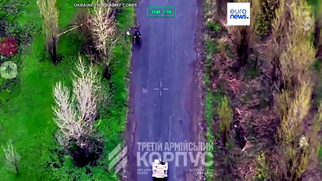 Ucraina, vicino al fronte: robot autonomo salva un'anziana