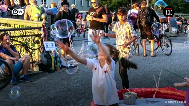 ¿Solo los vacunados contra el Covid-19 pueden volver a las calles?: debate en Alemania