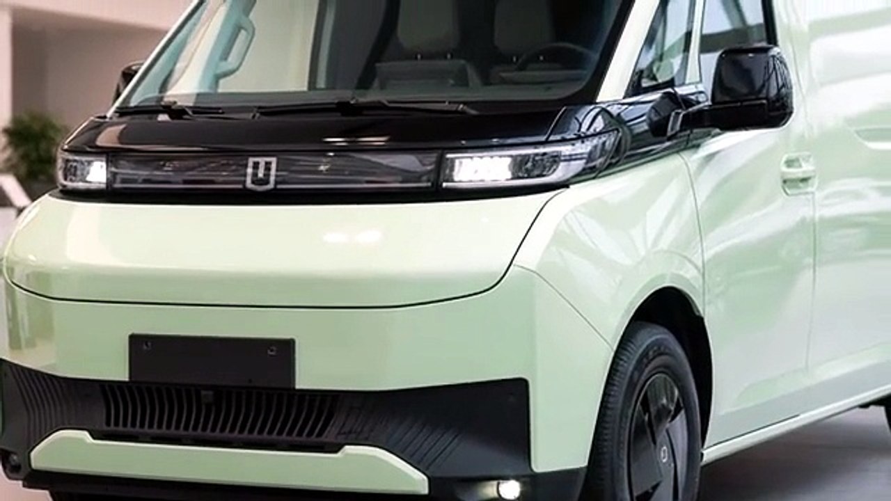 Farizon Super Van  China’s Smart Electric Van Is Here!
