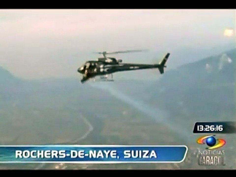 Jetman junto a aviones