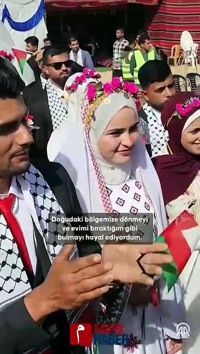 Gazze’de Savaşın Gölgesinde Umut: Han Yunus’ta 50 Çift Toplu Nikahla Evlendi