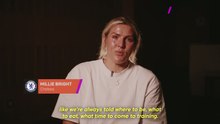 Chelsea's Bright announces retirement from football